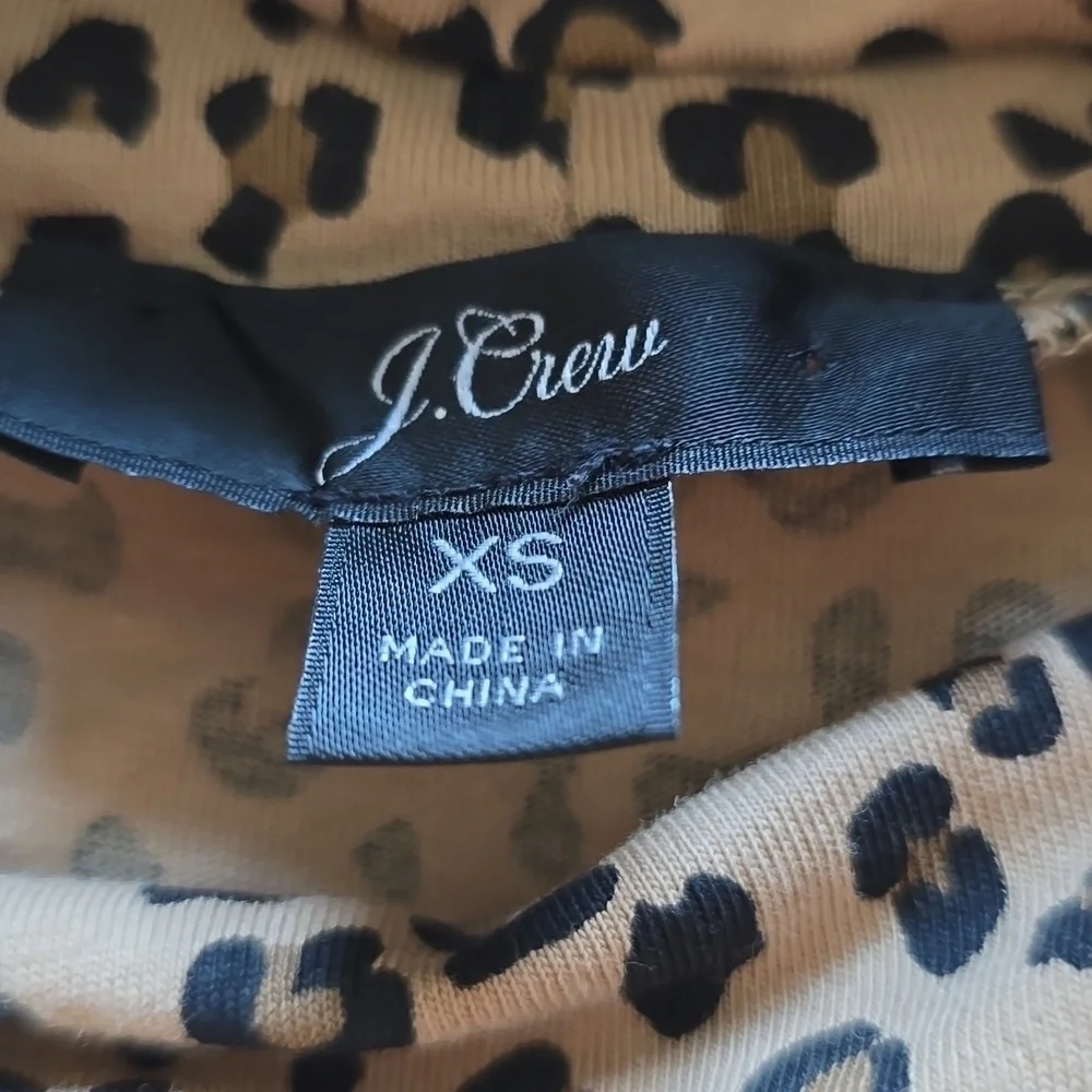 J.Crew Tissue Turtleneck in a Leopard Mod Neutral Women's Size XS
